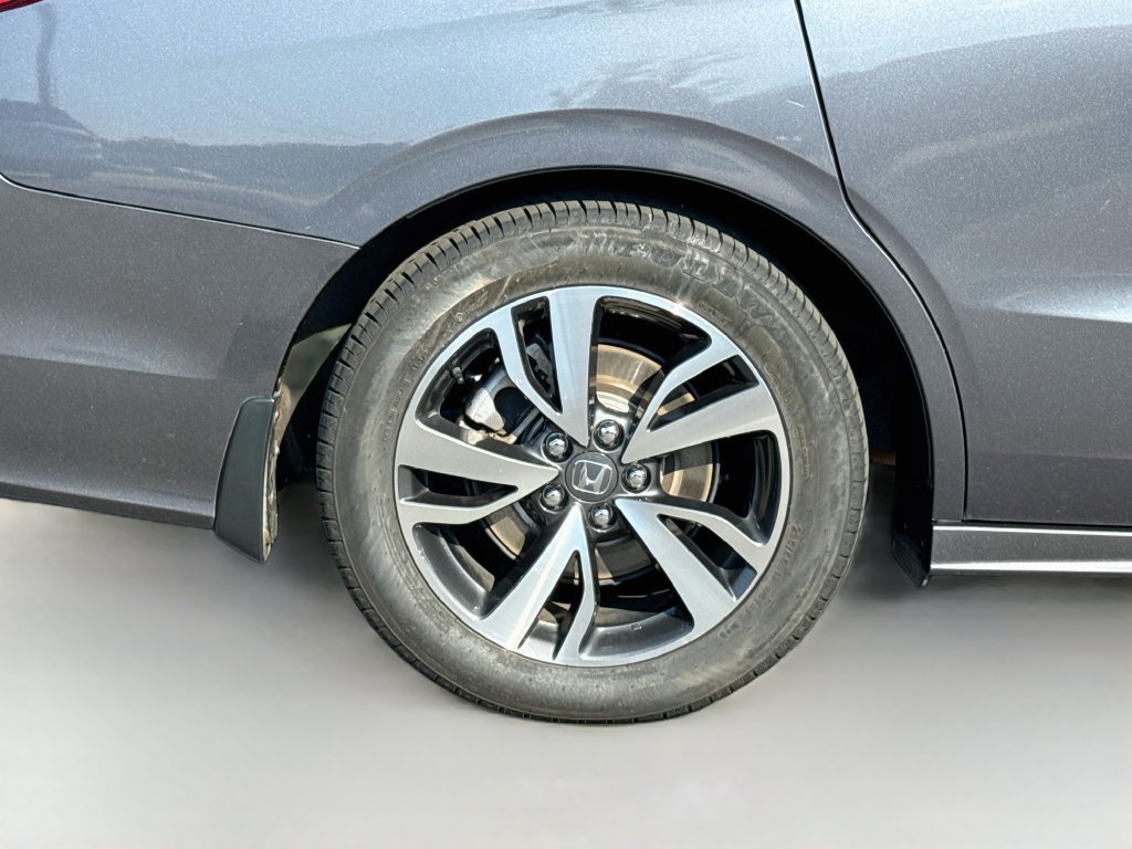 Used 2024 Honda Odyssey Touring image 23