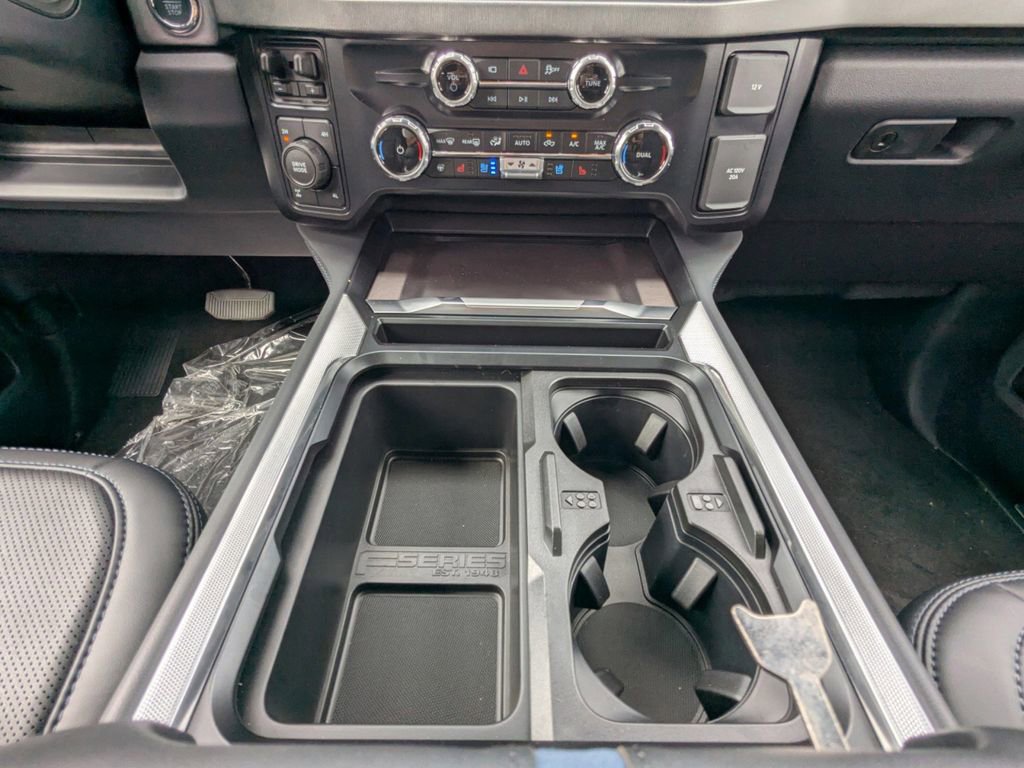 New 2026 Ford F250 Platinum image 22