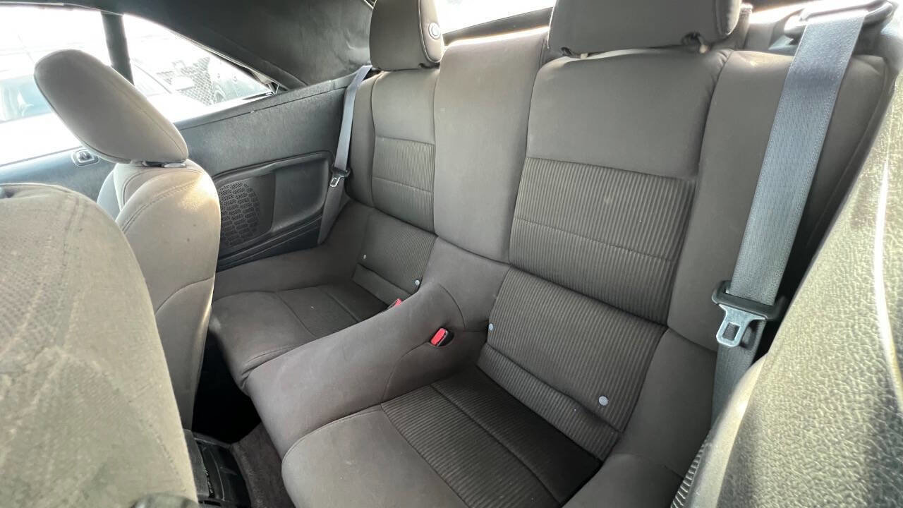 Used 2012 Ford Mustang Premium image 20