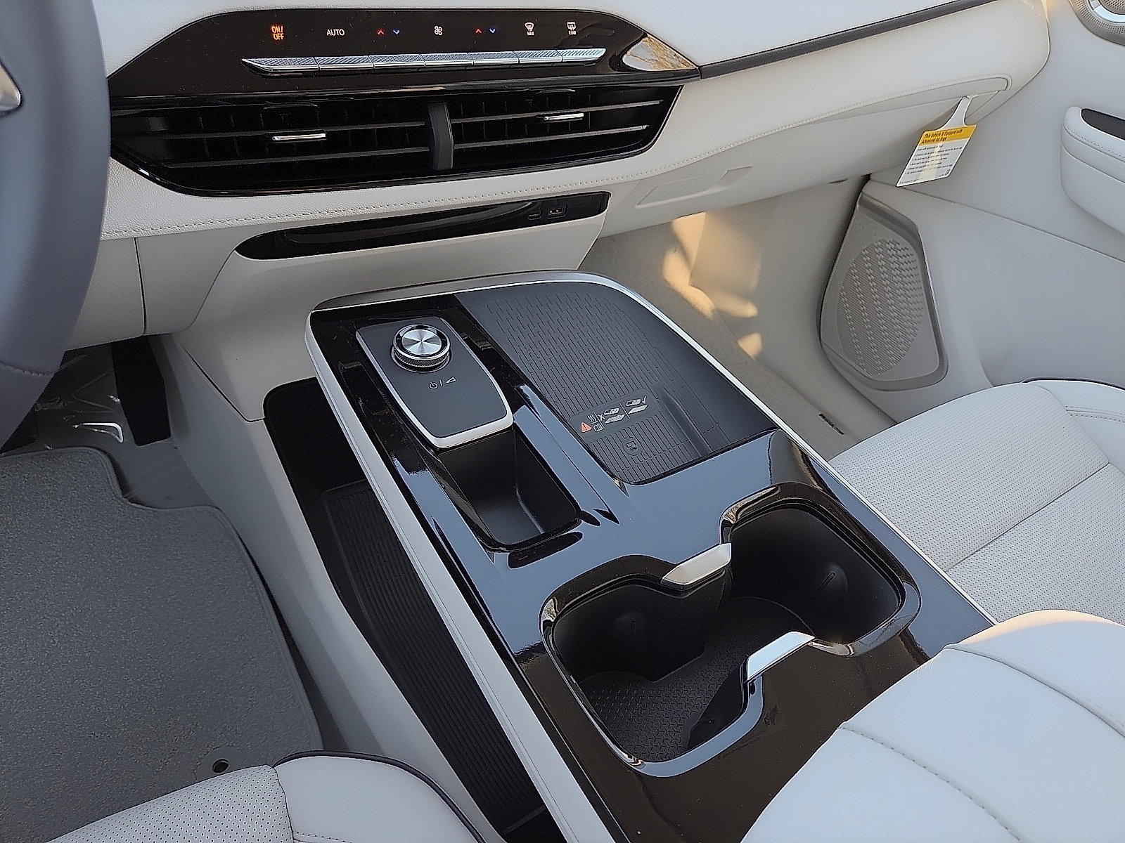 New 2027 Buick Enclave Avenir AWD/4WD image 25