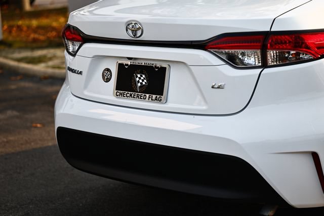 Used 2024 Toyota Corolla LE FWD image 9