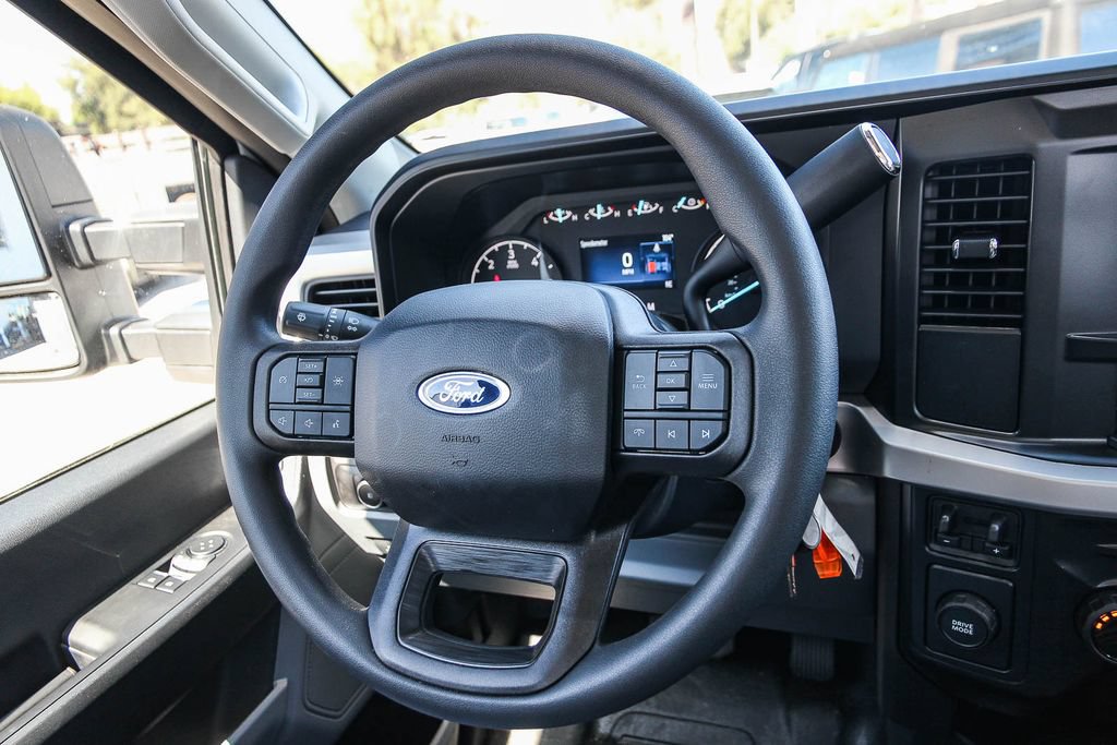 New 2024 Ford F450 XL w/ XL Chrome Package RWD image 18