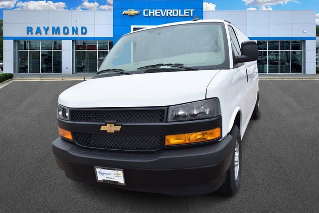 New 2025 Chevrolet Express 2500 Extended image 8
