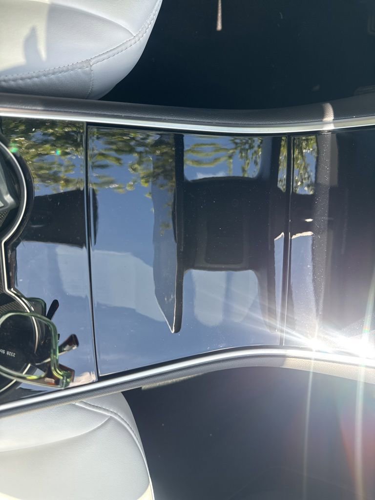 Used 2021 Tesla Model Y Long Range image 2