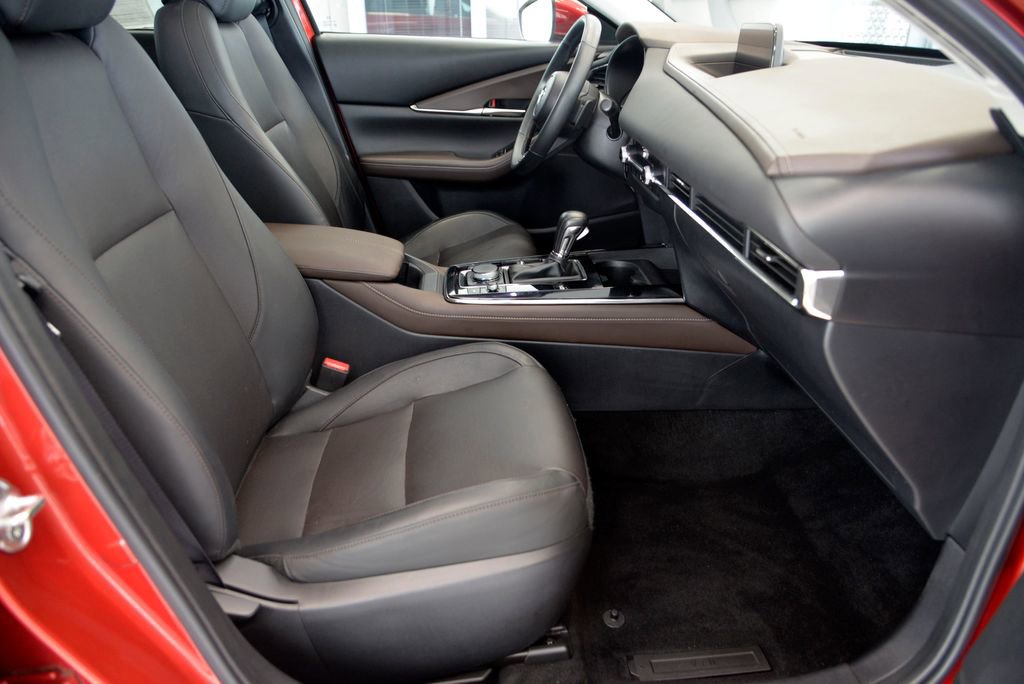 Used 2020 MAZDA CX-30 AWD w/ Premium Package image 30