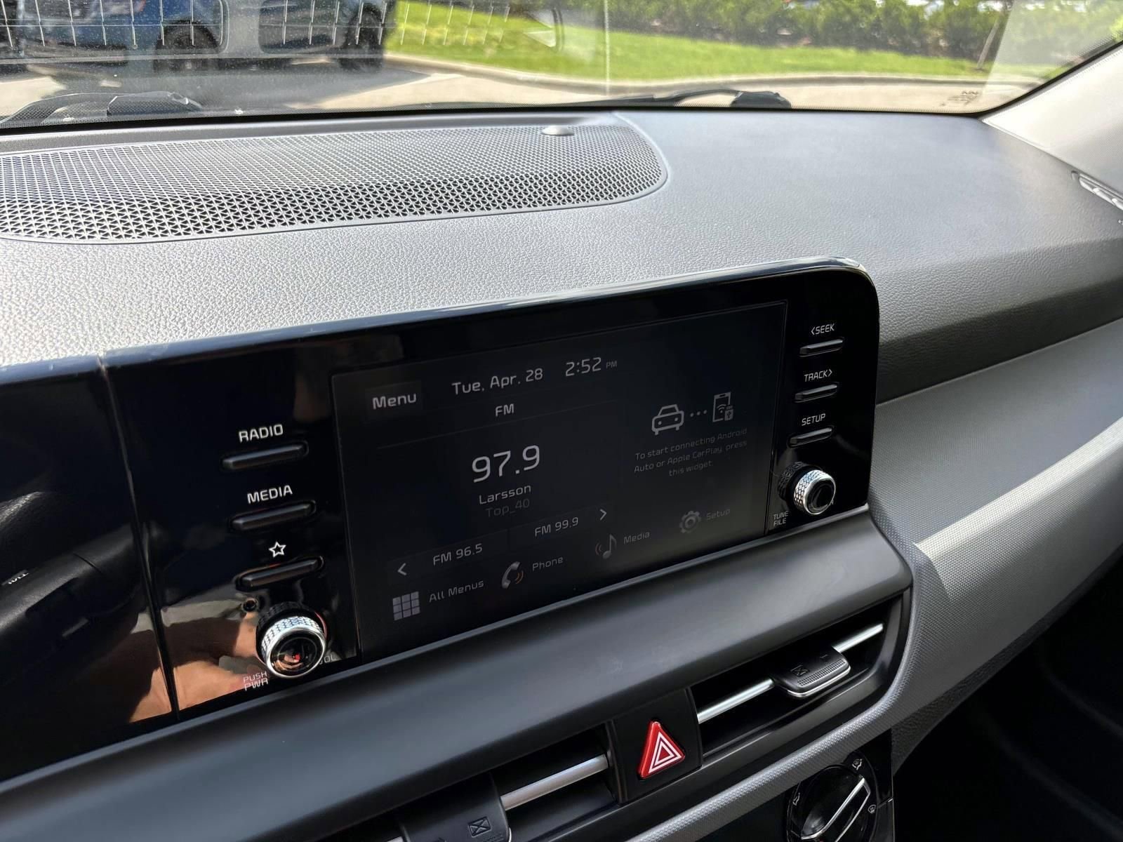 Used 2025 Kia Seltos LX AWD/4WD image 19