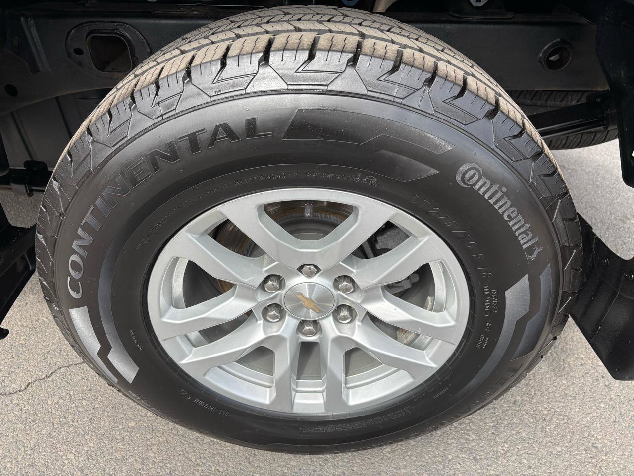 Used 2022 Chevrolet Silverado 1500 LT image 11