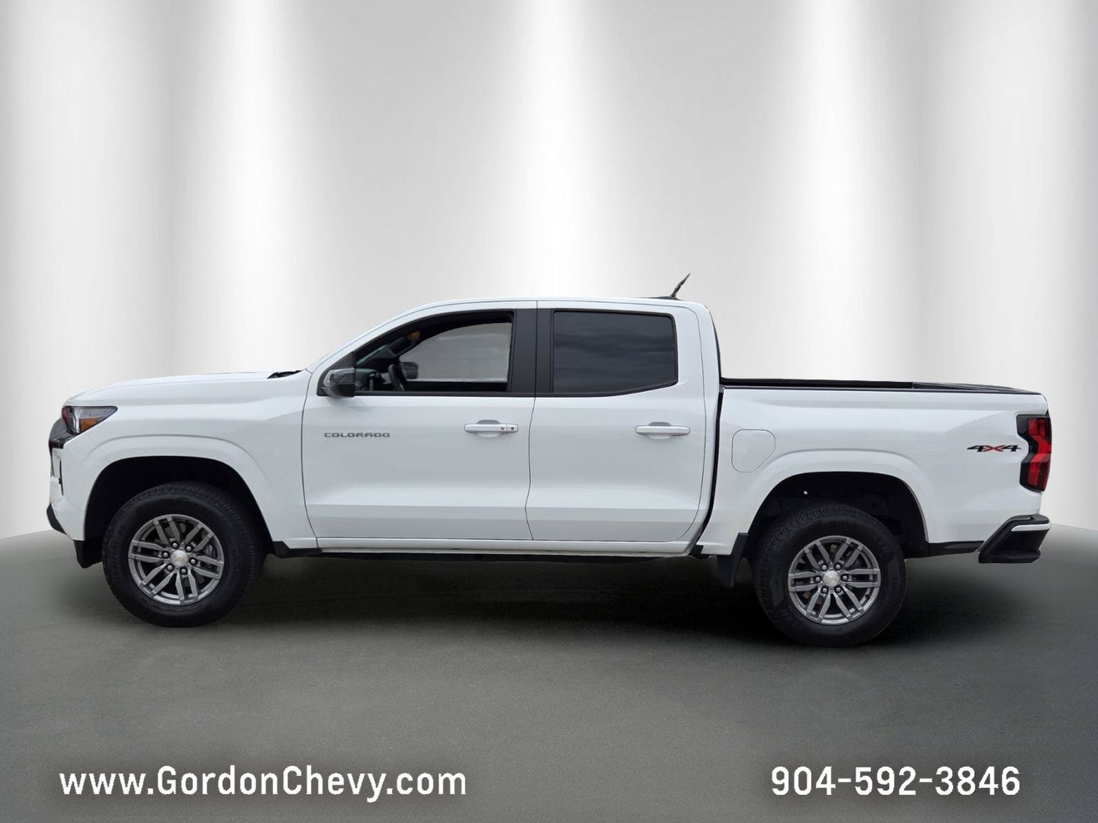 Certified 2024 Chevrolet Colorado LT w/ LT Convenience Package AWD/4WD image 2