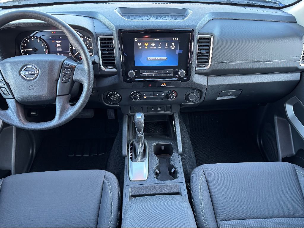 Used 2022 Nissan Frontier SV image 10