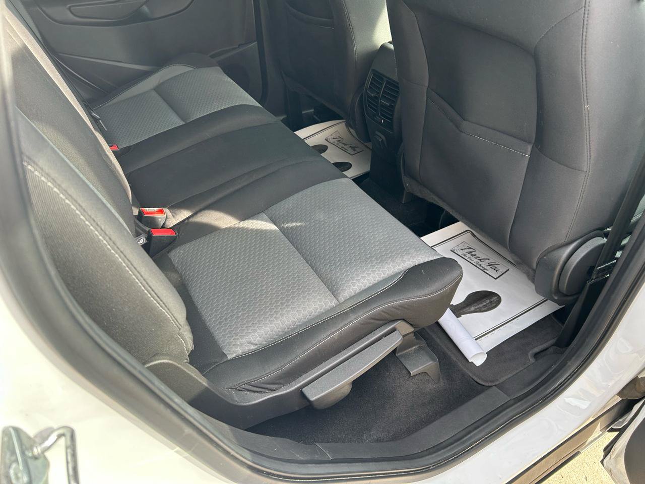 Used 2017 Ford Escape SE AWD/4WD image 11