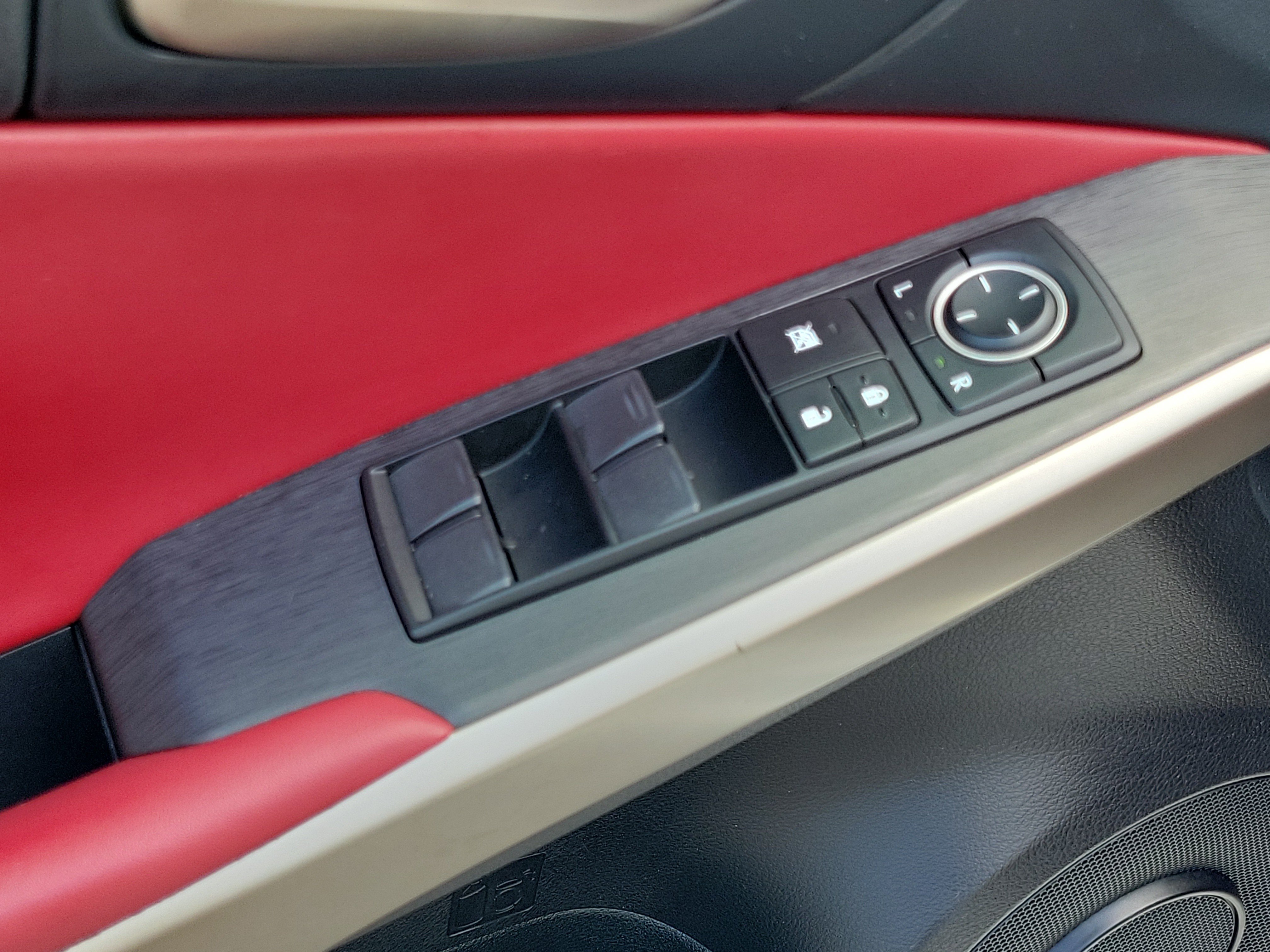 Used 2019 Lexus IS 300 RWD image 24