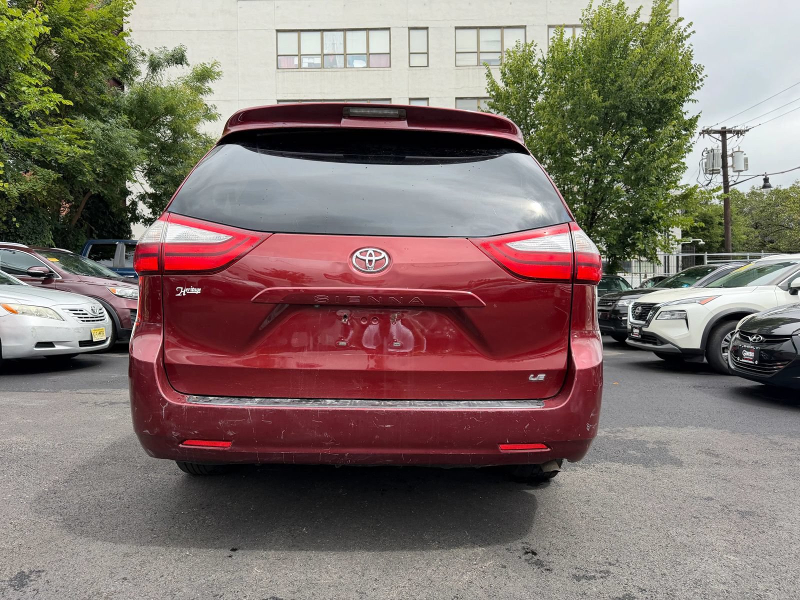 Used 2015 Toyota Sienna LE FWD image 6