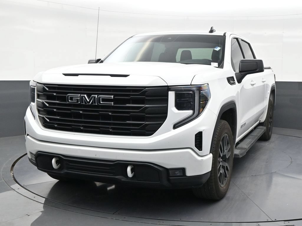 Used 2024 GMC Sierra 1500 Elevation w/ LPO, Elevation Black Package AWD/4WD image 8
