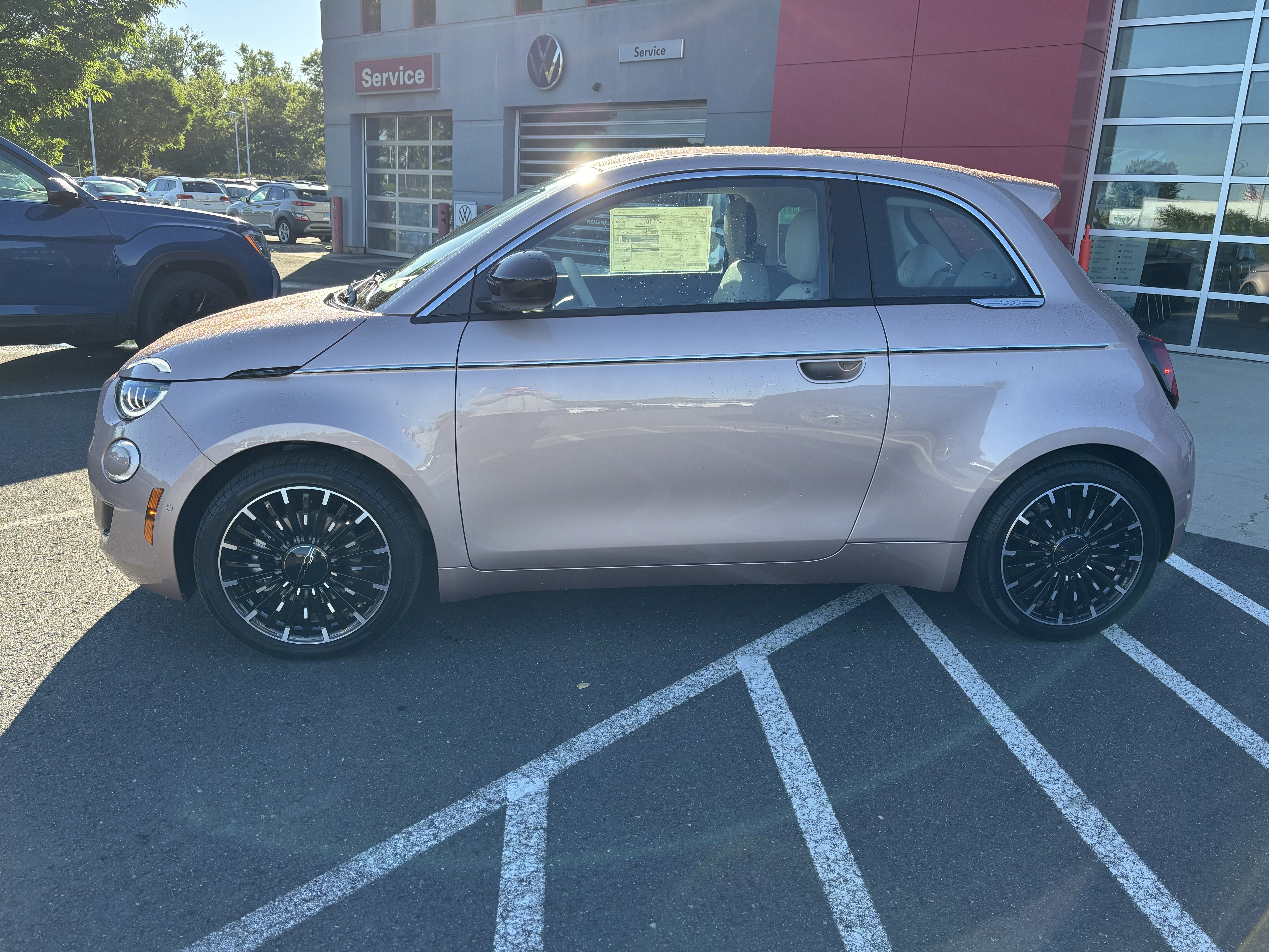 New 2026 FIAT 500 e Icona w/ Quick Order Package 21R FWD image 4