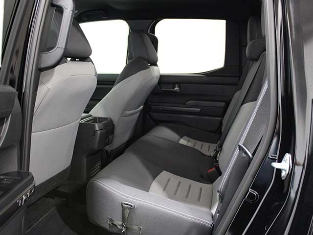 Certified 2025 Toyota Tacoma TRD Off-Road AWD/4WD image 14