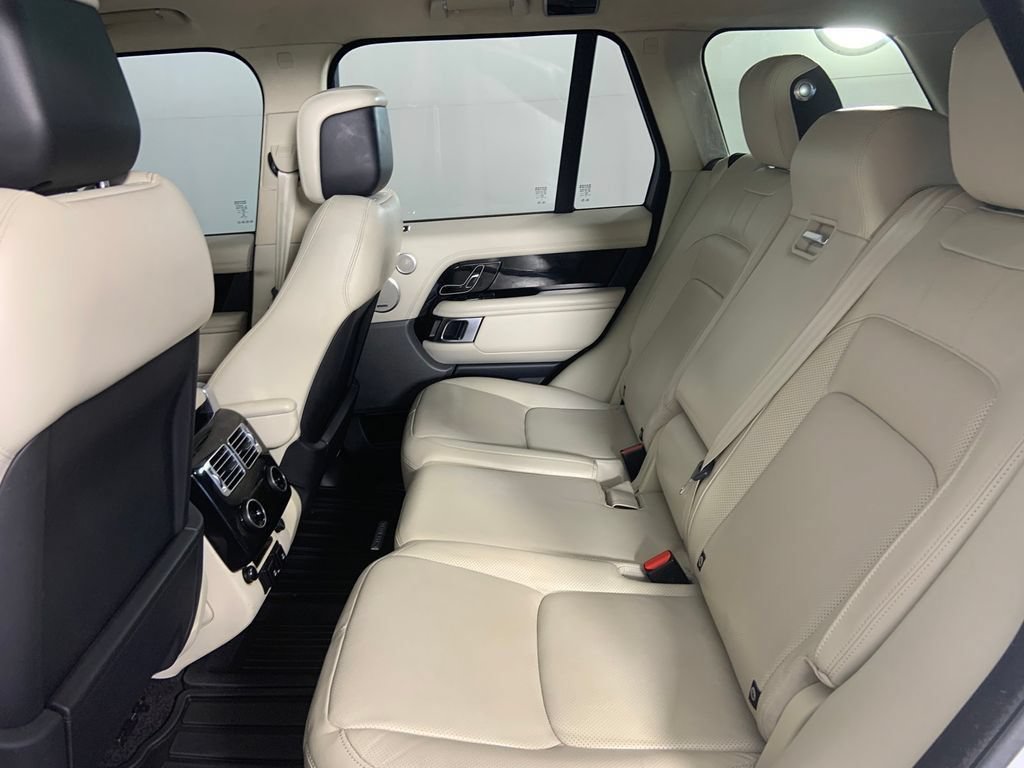 Used 2019 Land Rover Range Rover HSE AWD/4WD image 22