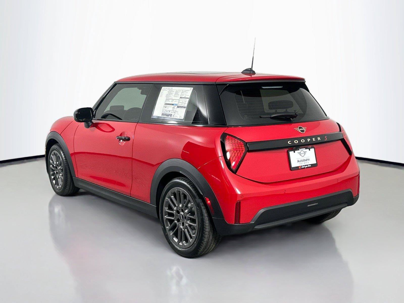 Used 2025 MINI Cooper S FWD image 6