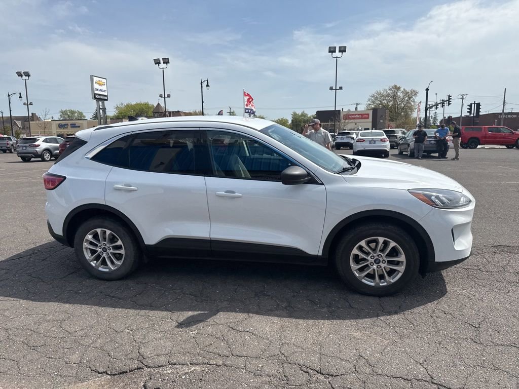 Used 2022 Ford Escape SE AWD/4WD image 6