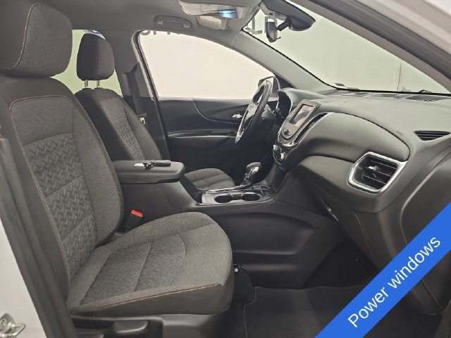 Used 2024 Chevrolet Equinox LT AWD/4WD image 9