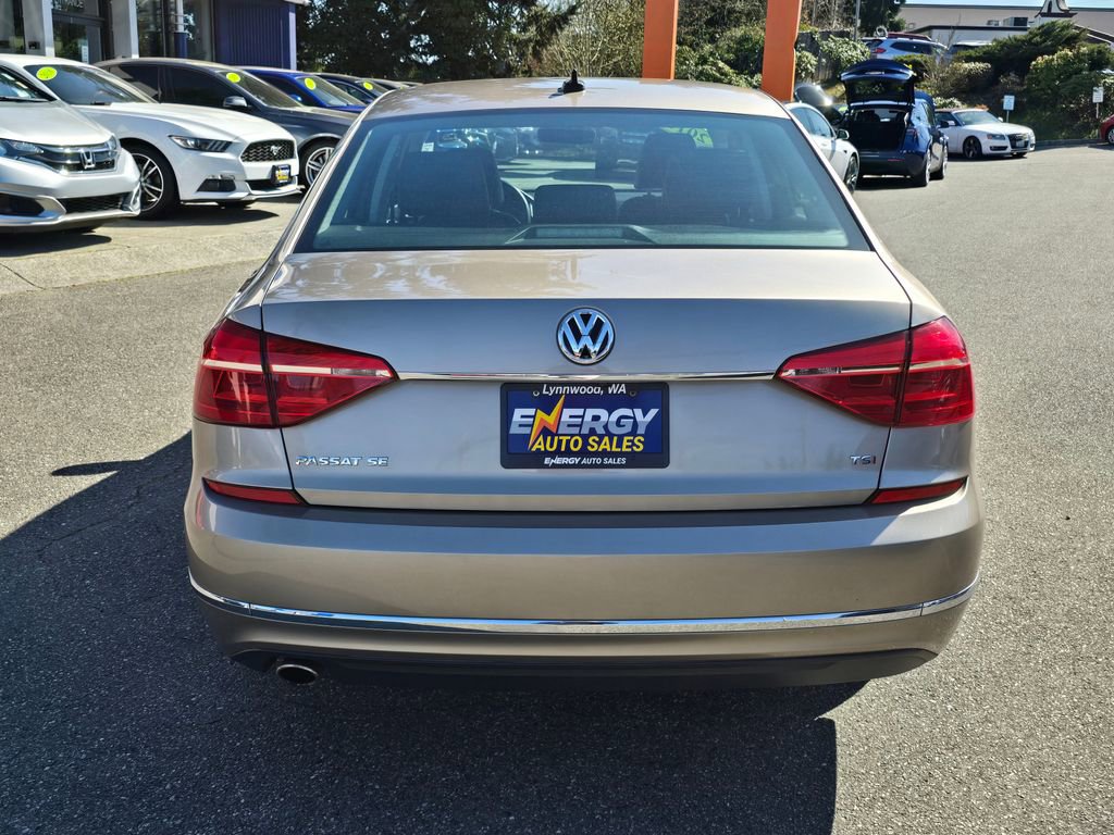 Used 2016 Volkswagen Passat 1.8T SE FWD image 5