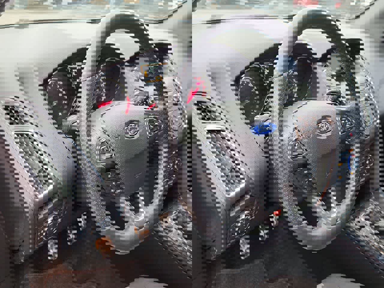 Used 2018 Ford Focus ST image 10