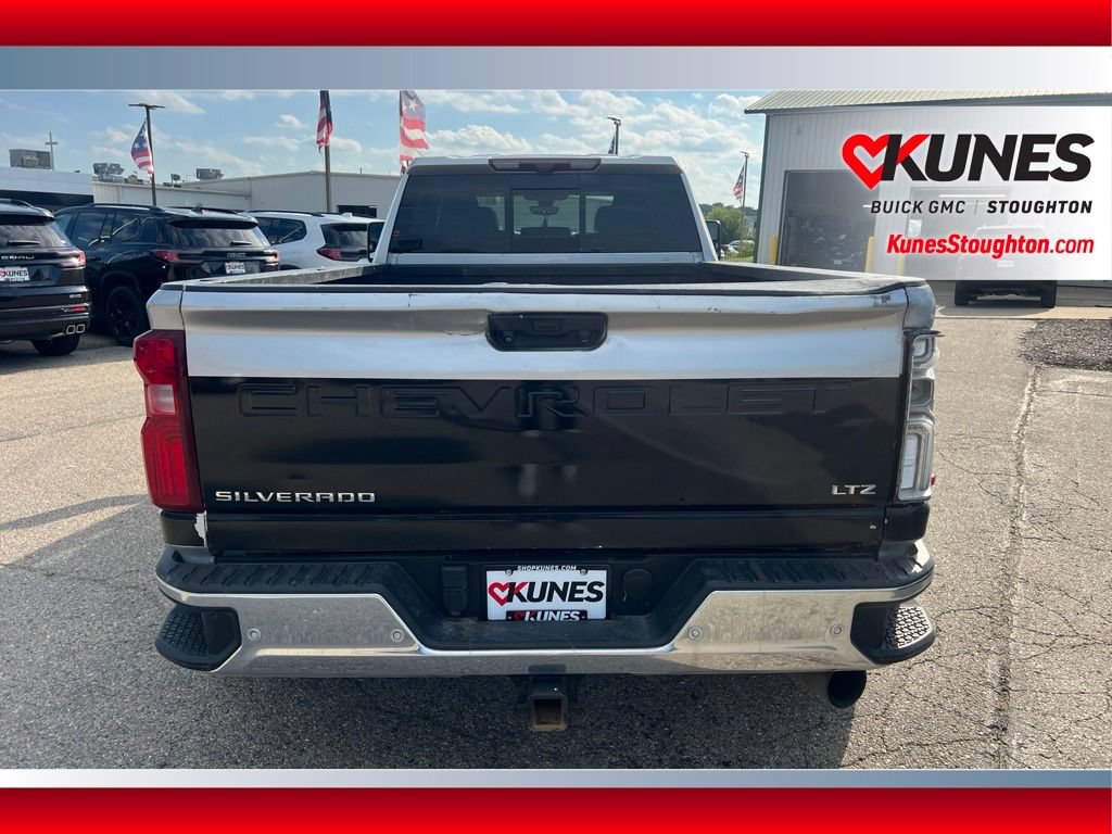 Used 2020 Chevrolet Silverado 3500 LTZ w/ LTZ Plus Package AWD/4WD image 7