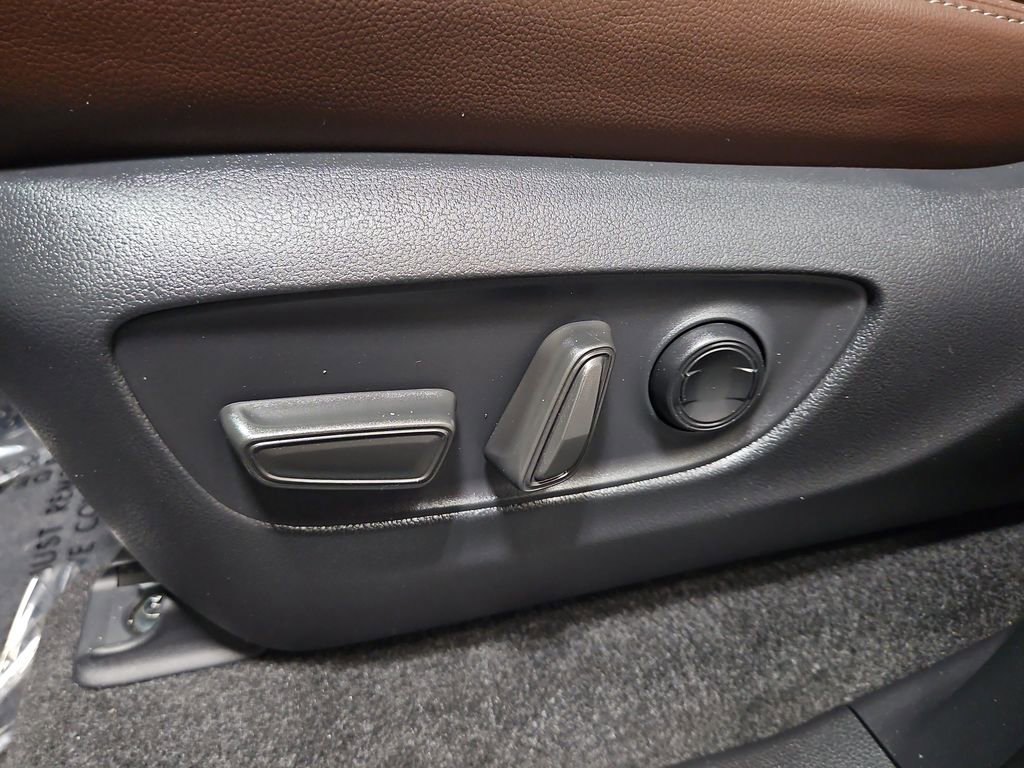 New 2026 Toyota Land Cruiser w/ Premium Package AWD/4WD image 30