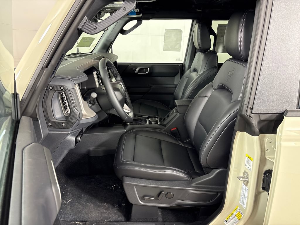New 2026 Ford Bronco Outer Banks AWD/4WD image 29