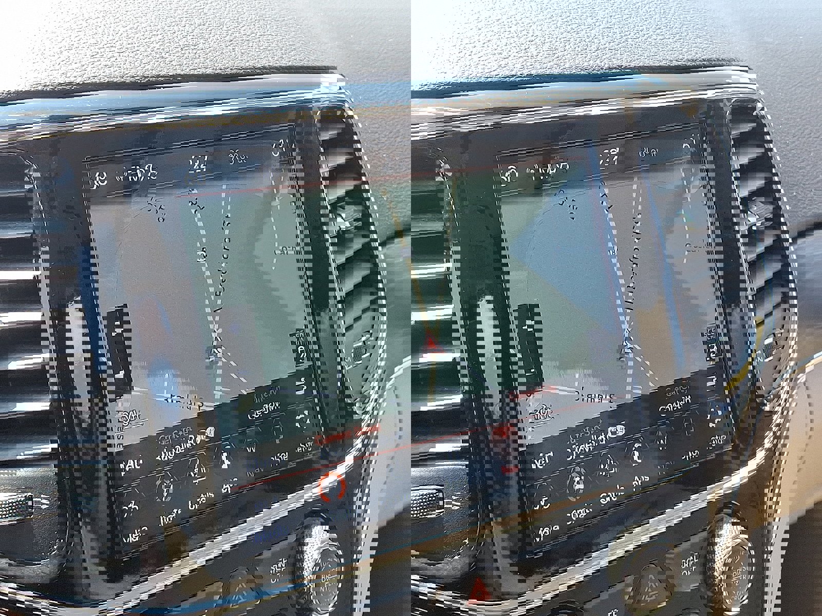 Used 2020 Jeep Grand Cherokee Limited w/ Trailer Tow Group IV image 17