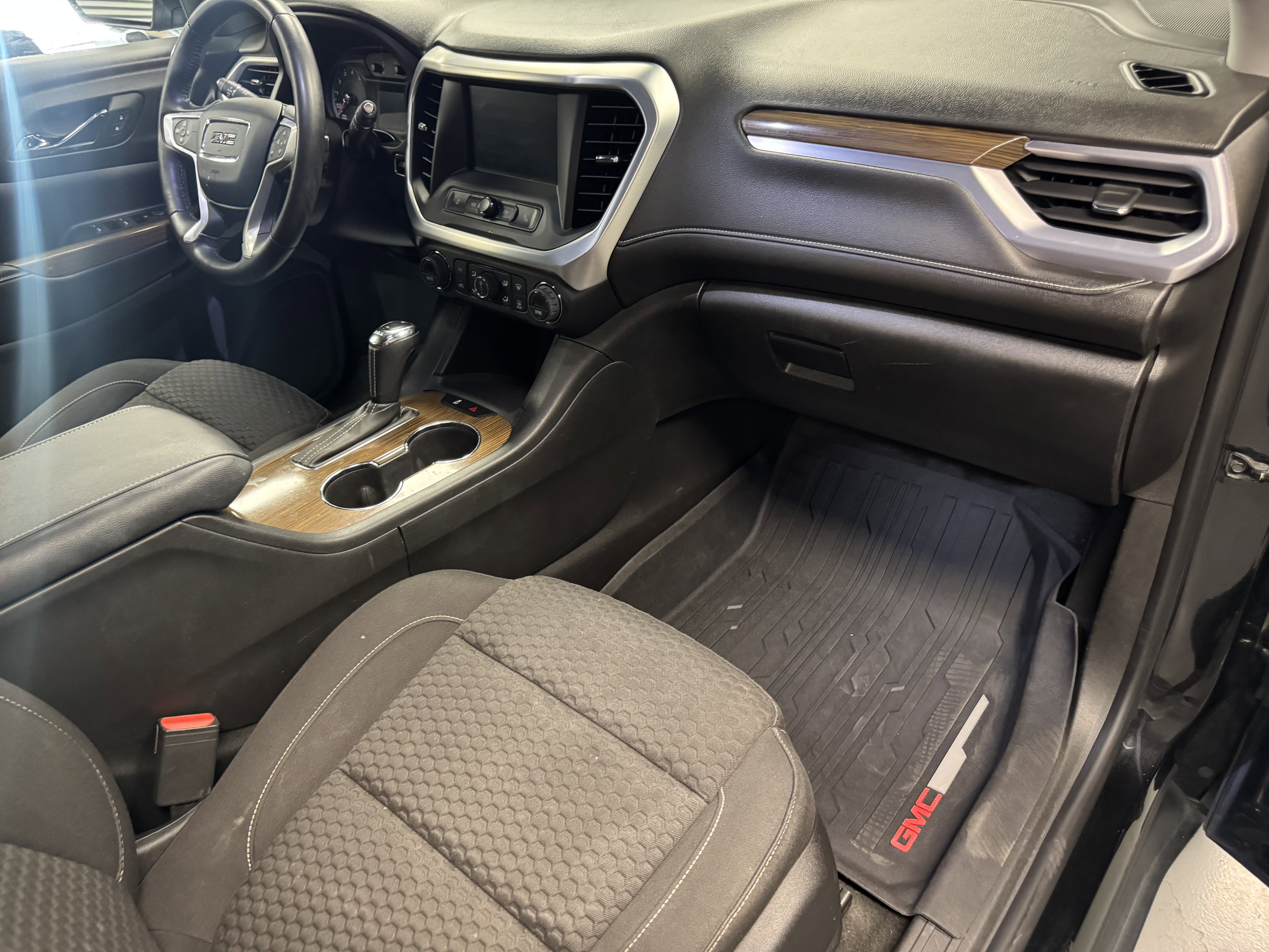 Used 2017 GMC Acadia SLE w/ LPO, Floor Liner Package image 14