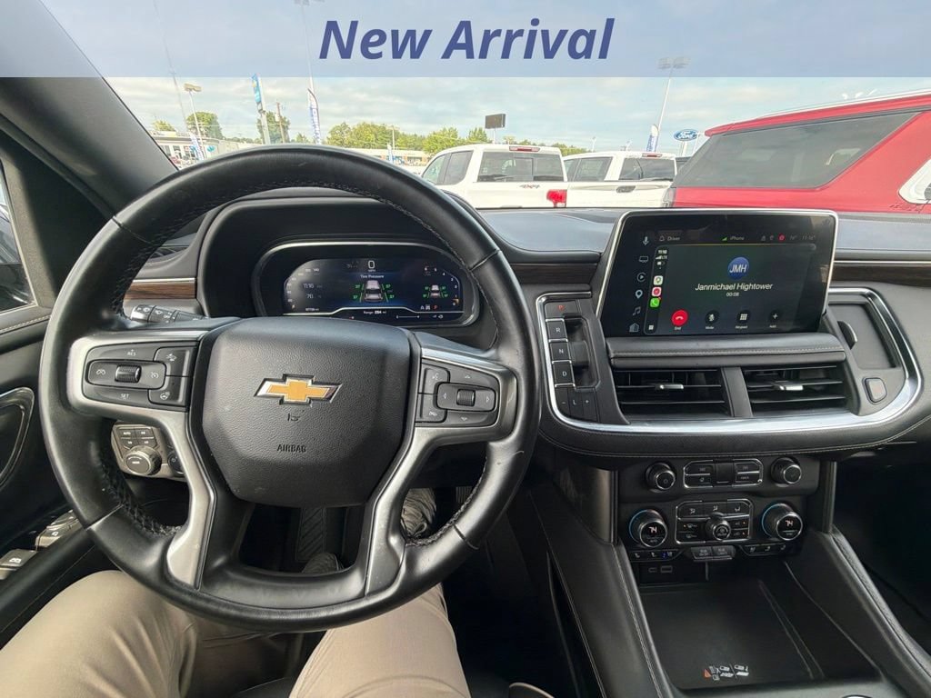 Used 2023 Chevrolet Tahoe Premier AWD/4WD image 12