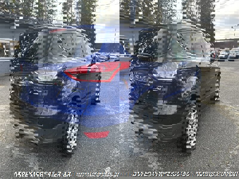 Used 2015 Ford Escape Titanium w/ Equipment Group 301A image 7