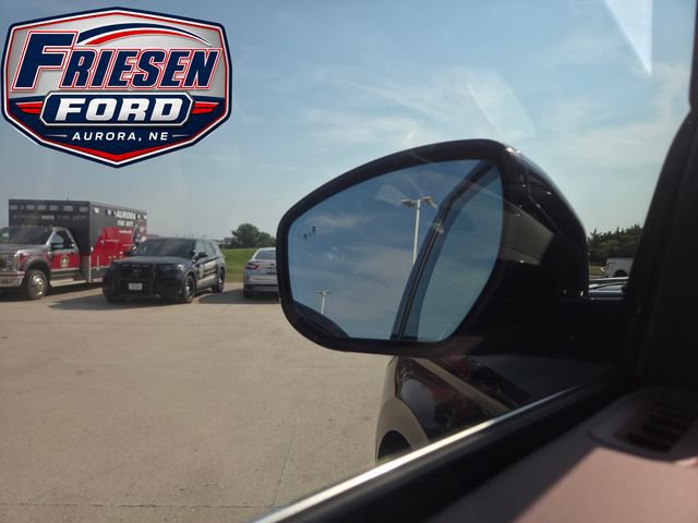 Used 2025 Lincoln Navigator Reserve AWD/4WD image 12