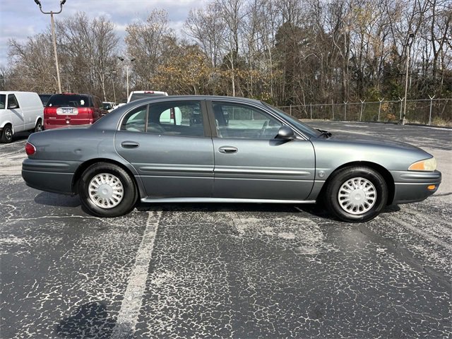 Used 2004 Buick Le Sabre Custom image 2