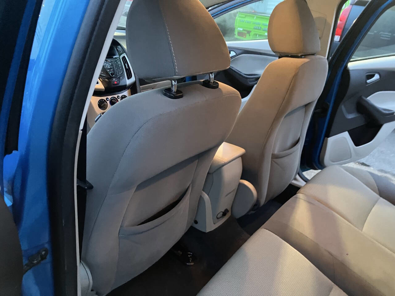 Used 2014 Ford Focus SE image 26
