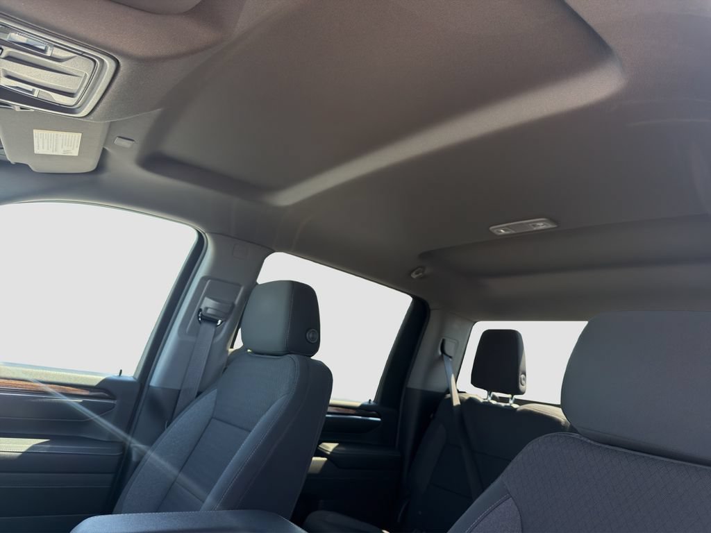 Used 2024 GMC Sierra 2500 SLE w/ SLE Value Package; AWD/4WD image 24