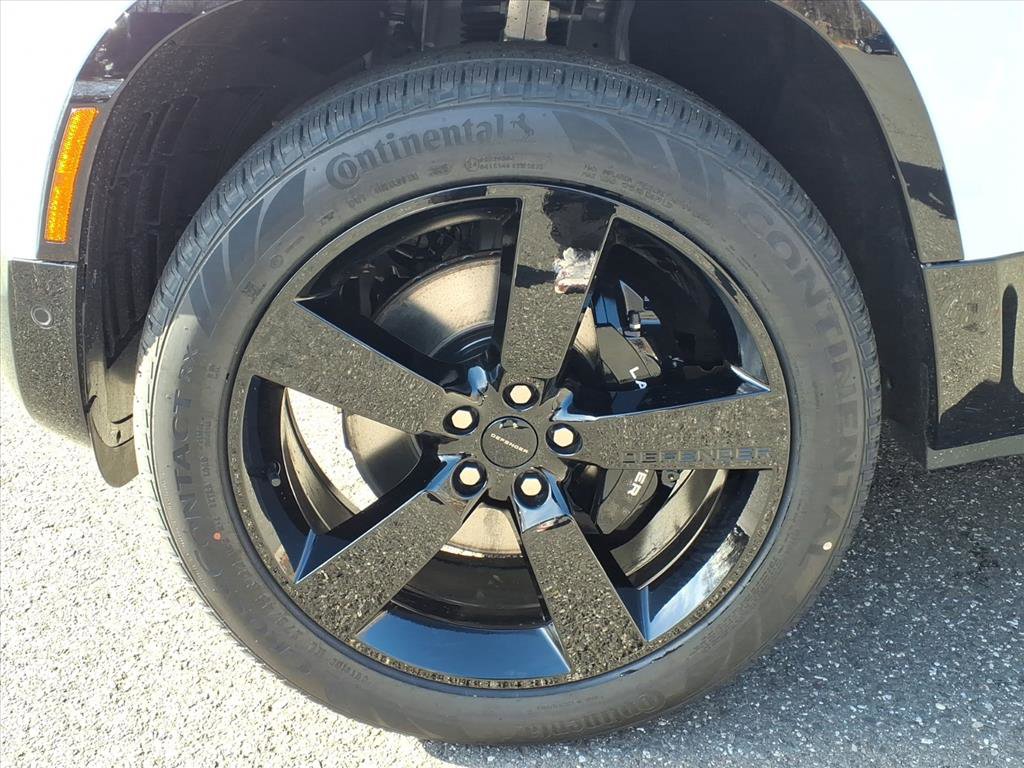 New 2026 Land Rover Defender 110 V8 image 9