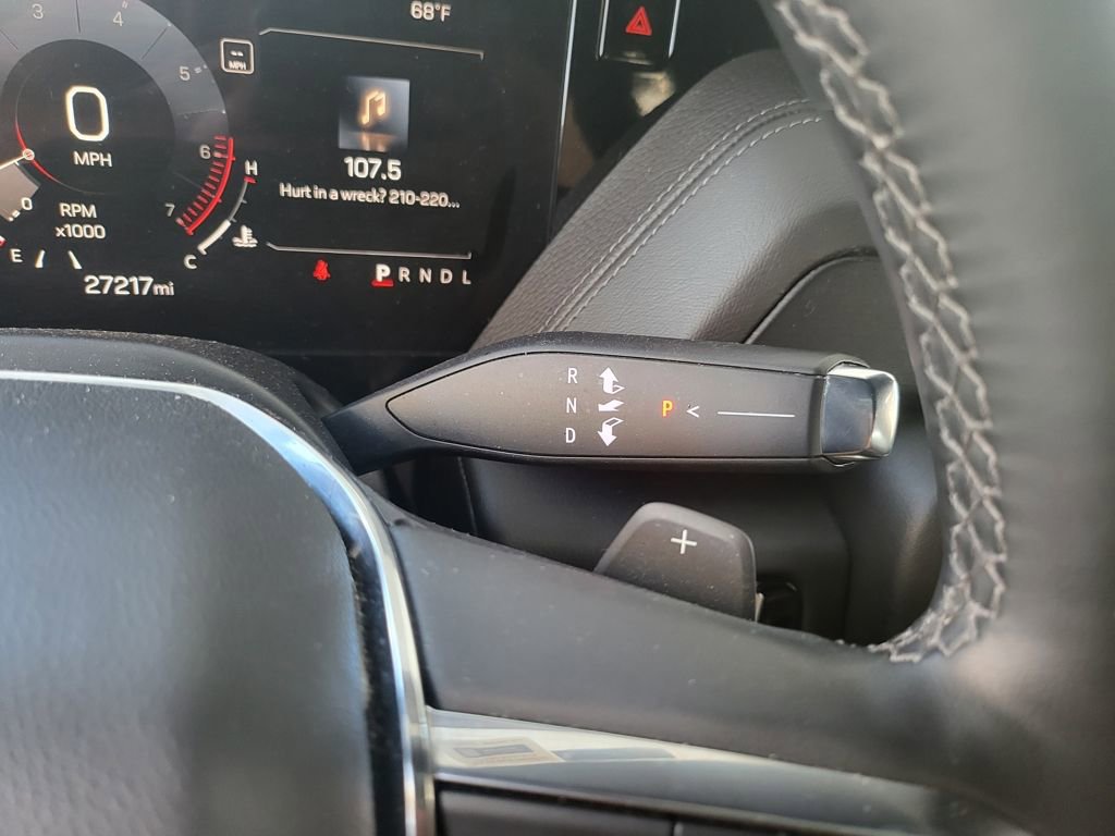 Used 2025 GMC Yukon Denali image 9