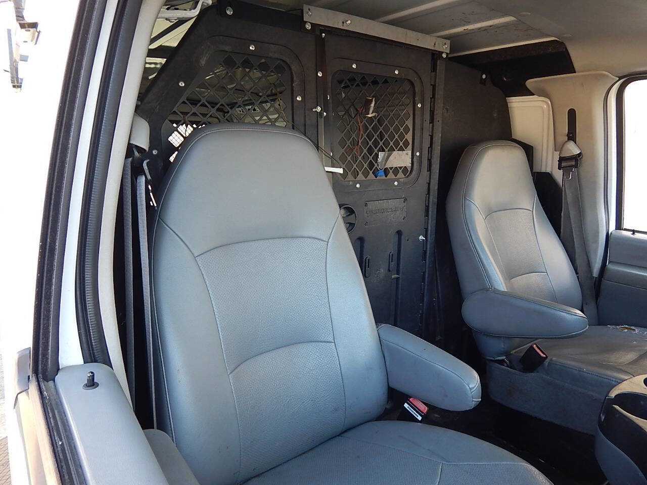 Used 2007 Ford E-250 and Econoline 250 RWD image 17