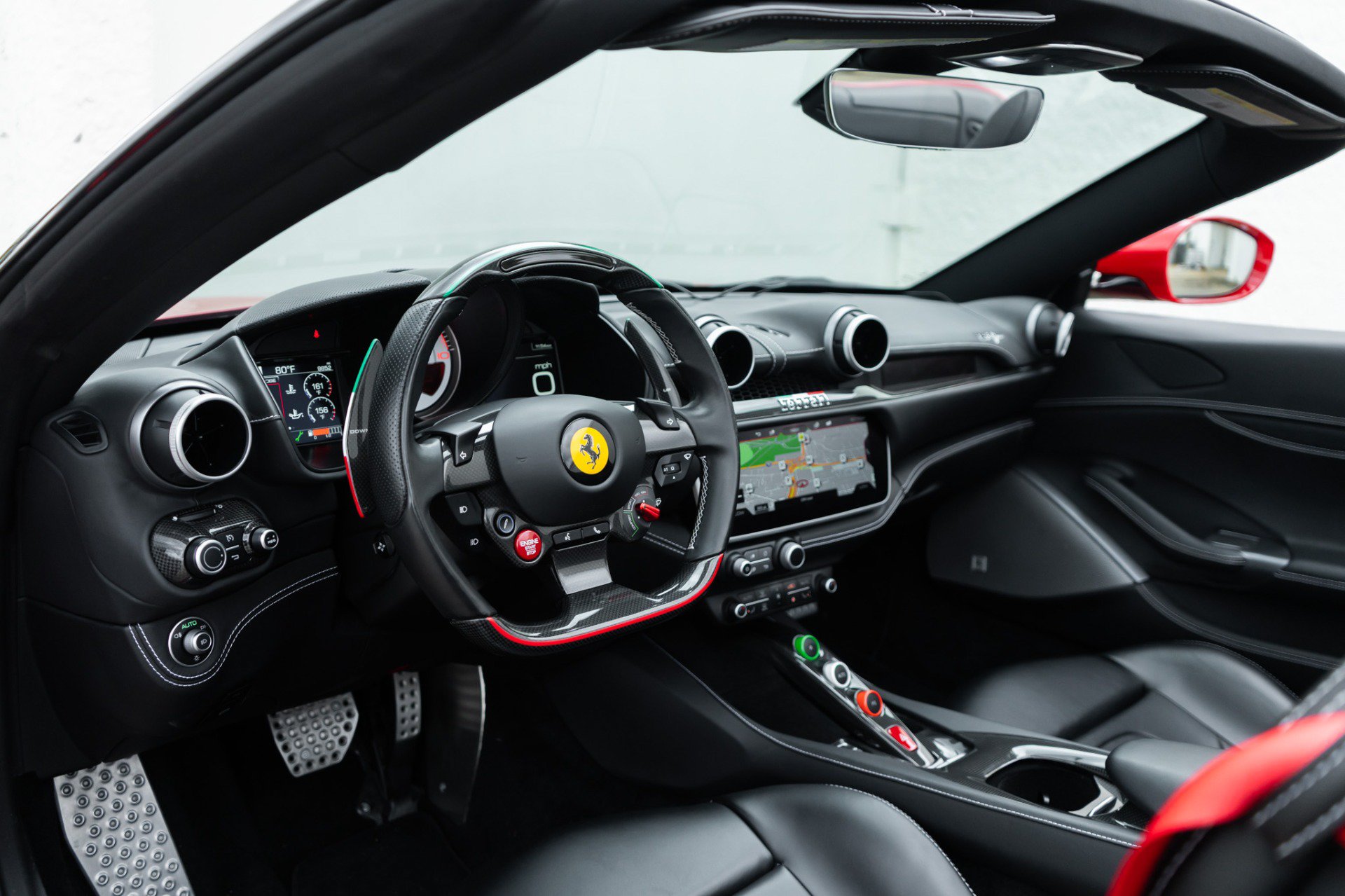 Used 2019 Ferrari Portofino RWD image 4