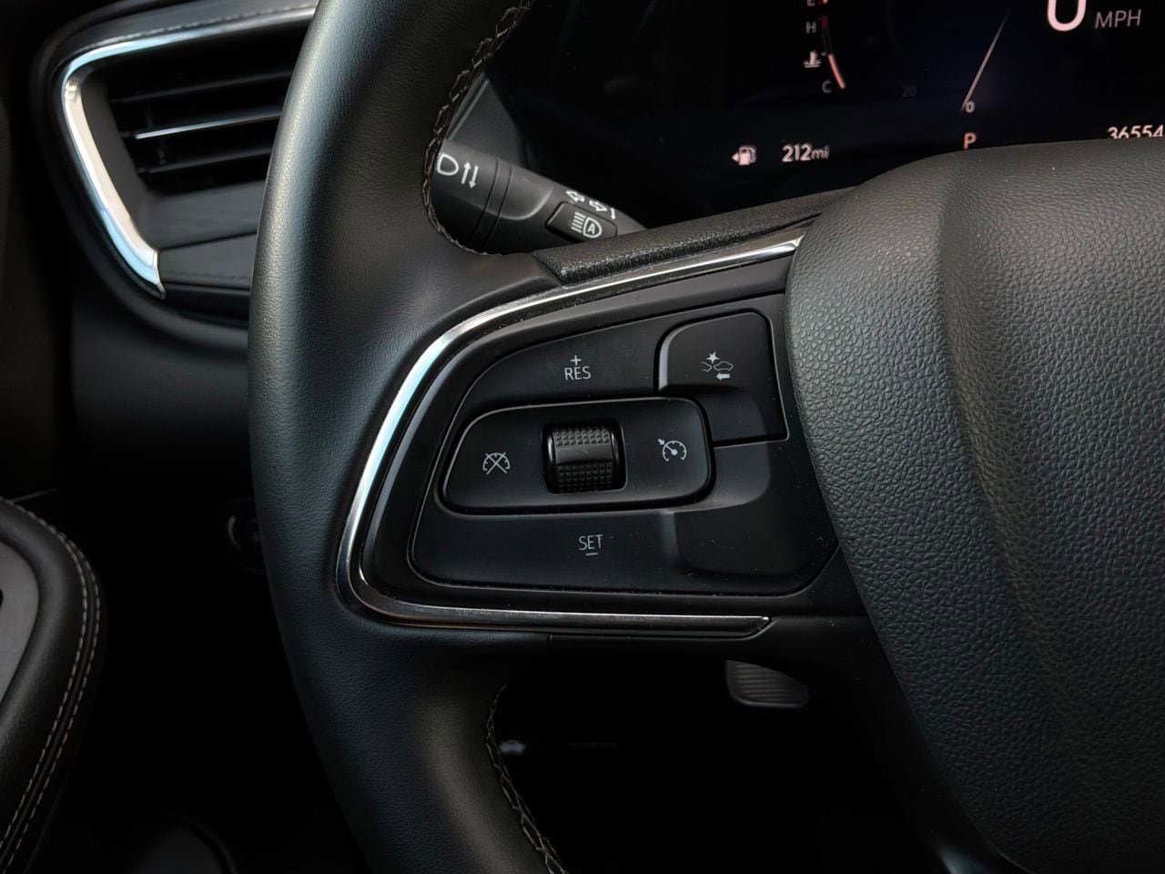 Used 2025 Buick Encore GX Preferred FWD image 31