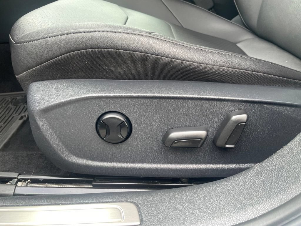 Used 2020 Volkswagen Arteon SE AWD/4WD image 17