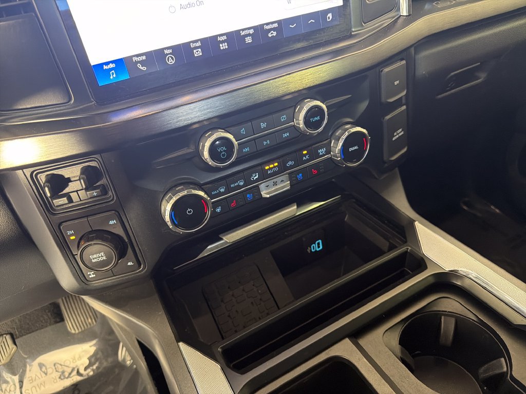 Used 2023 Ford F350 Lariat w/ Sport Appearance Package AWD/4WD image 16