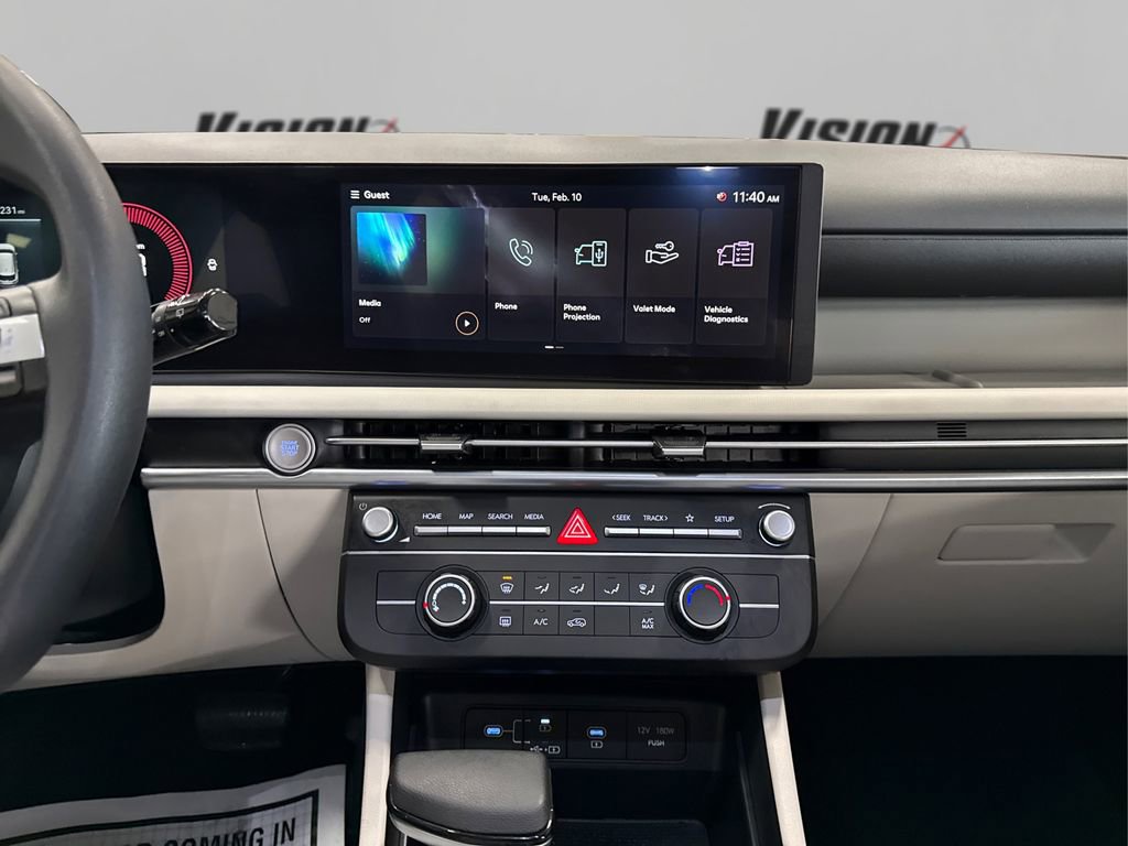 Certified 2025 Hyundai Tucson SE image 18