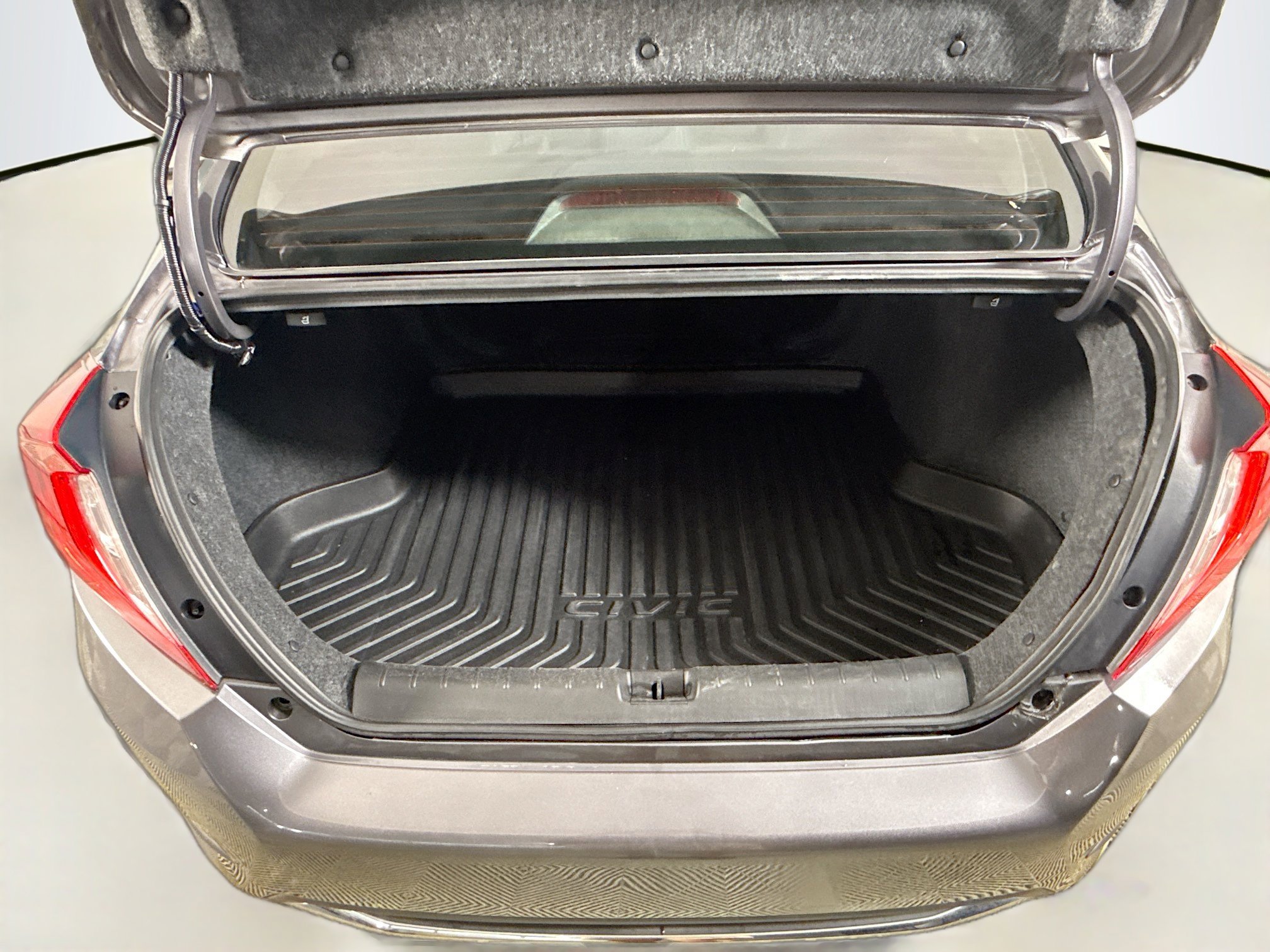 Used 2020 Honda Civic Touring image 35