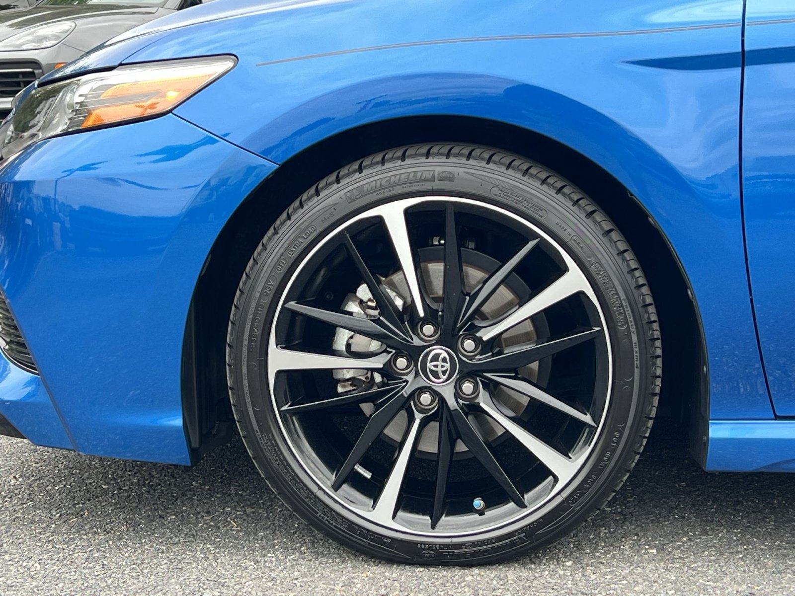 Used 2019 Toyota Camry XSE w/ Driver Assist Package FWD image 11