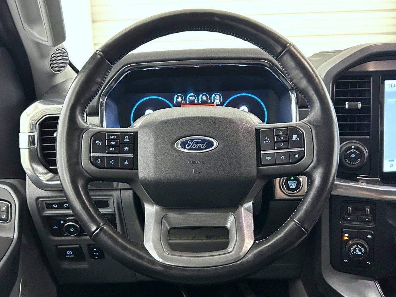 Used 2021 Ford F150 Lariat w/ Equipment Group 502A High AWD/4WD image 11