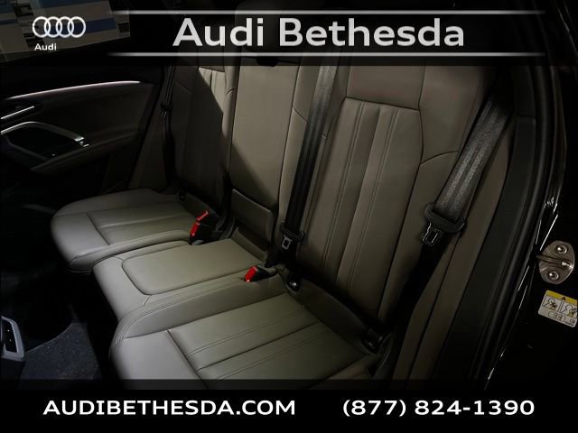 Certified 2025 Audi Q5 Premium w/ Convenience Package AWD/4WD image 16