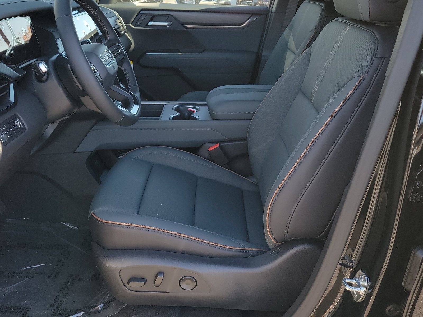 New 2026 GMC Acadia AT4 w/ Luxury Package image 6