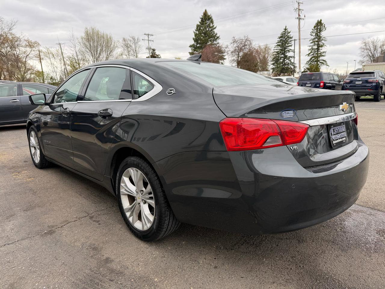 Used 2015 Chevrolet Impala LT w/ Convenience Package FWD image 5